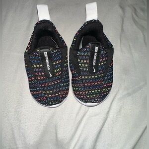 Nike Viale SE 2C toddler shoes